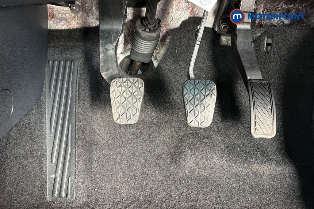 Ford Ecosport Active Silver #26