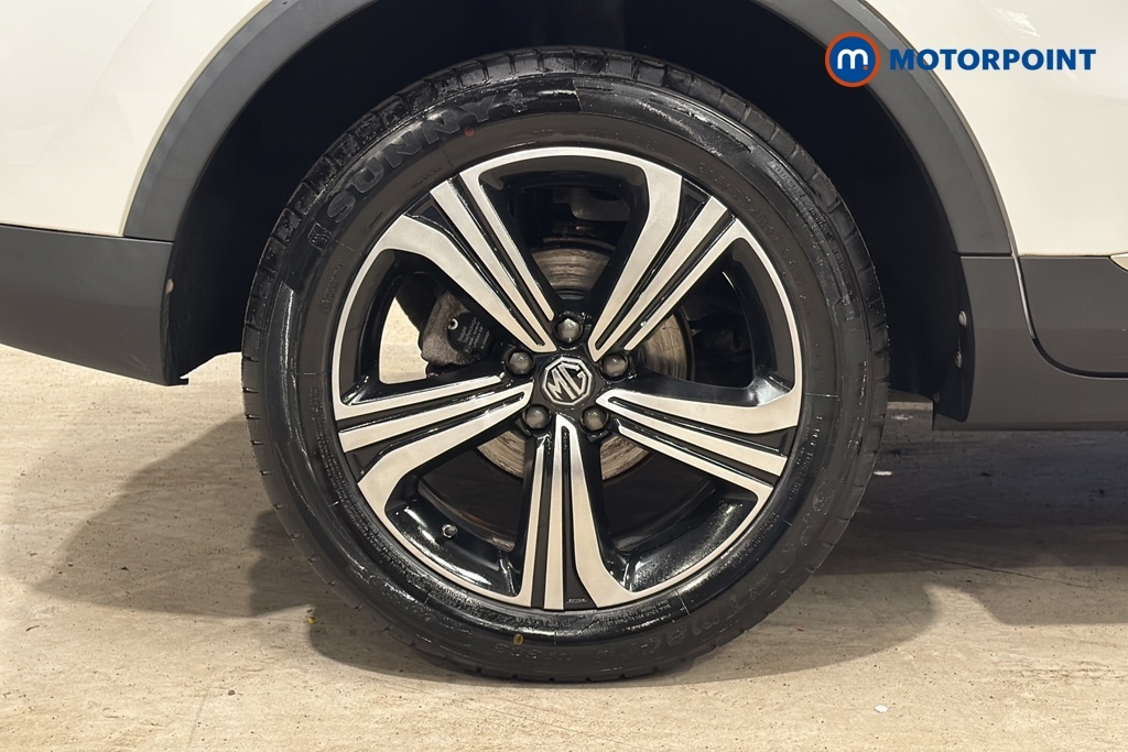 MG ZS Trophy Ev Silver #38