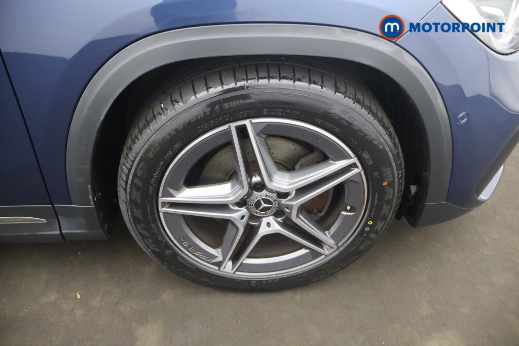 Mercedes-Benz GLA Class Hatchback Grey #12
