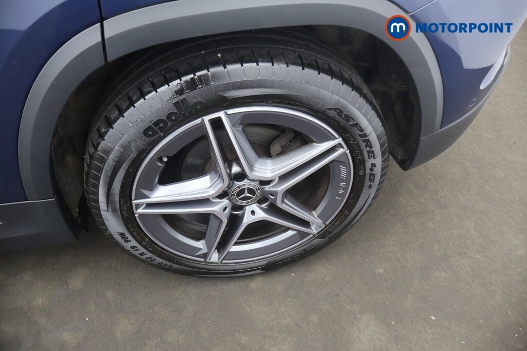Mercedes-Benz GLA Class Hatchback Grey #10
