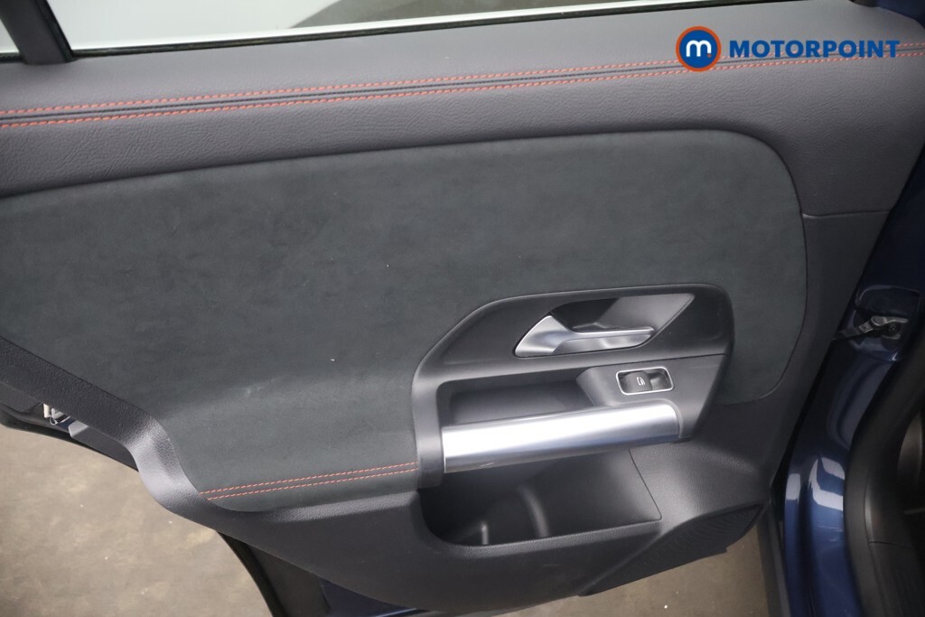 Mercedes-Benz GLA Class Hatchback Grey #28