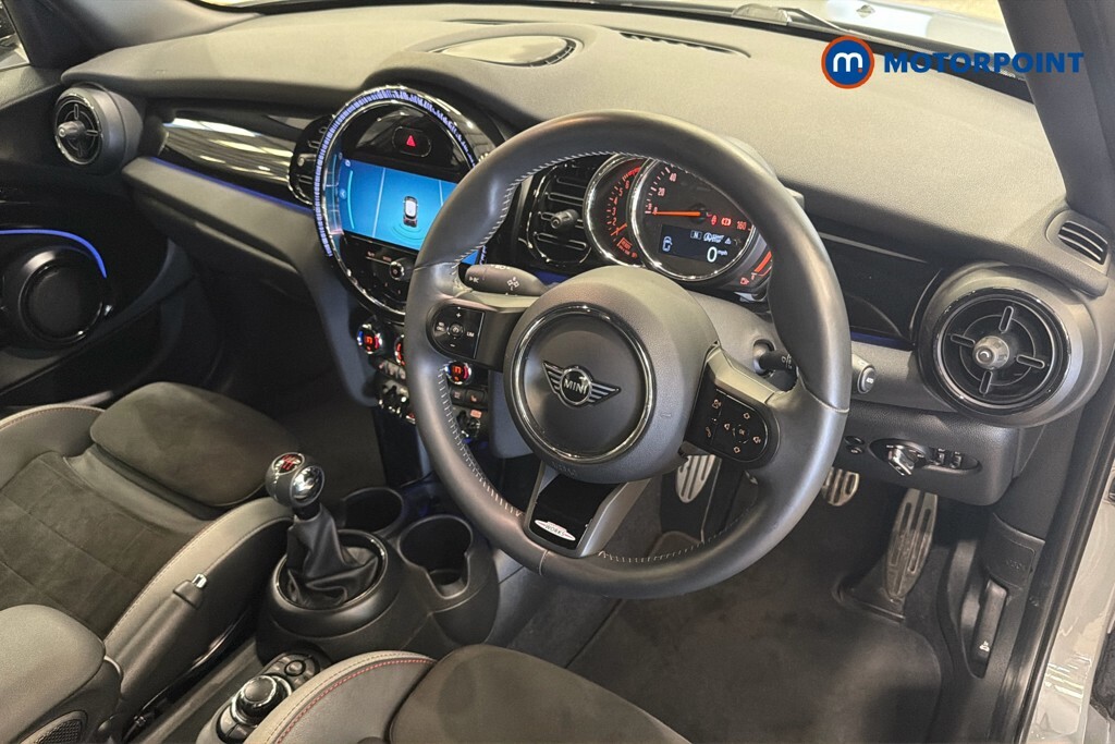 Mini Hatch 1.5 Cooper Sport Red #9