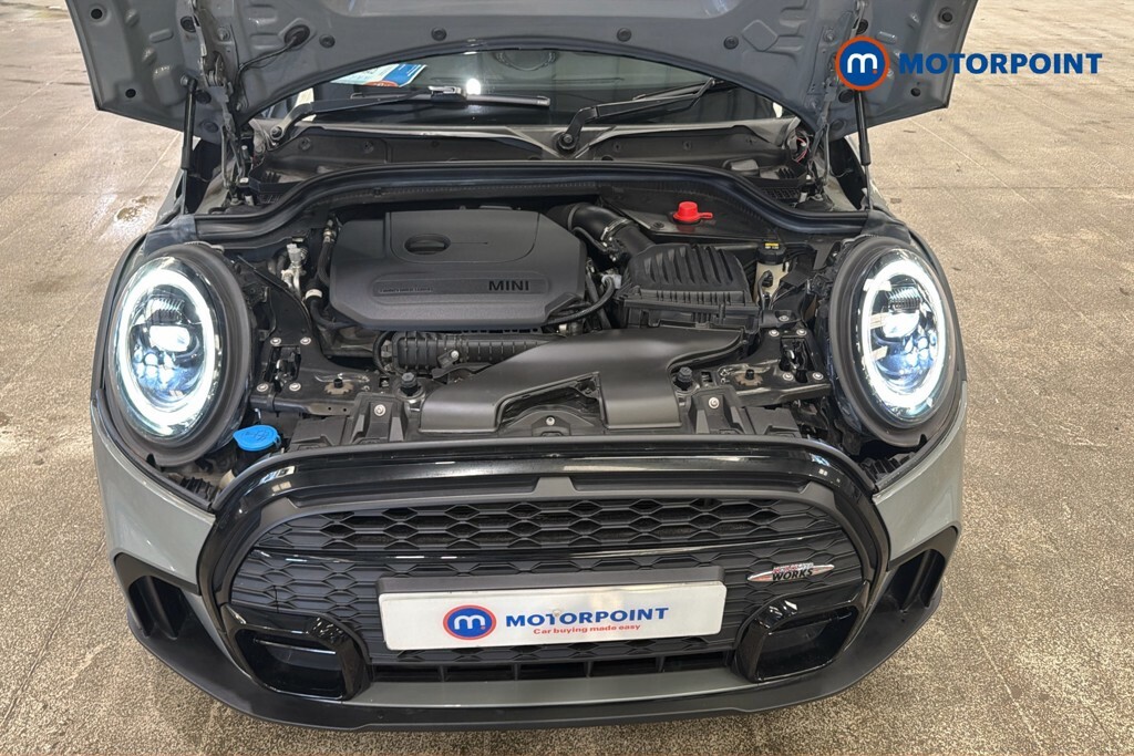 Mini Hatch 1.5 Cooper Sport Red #47