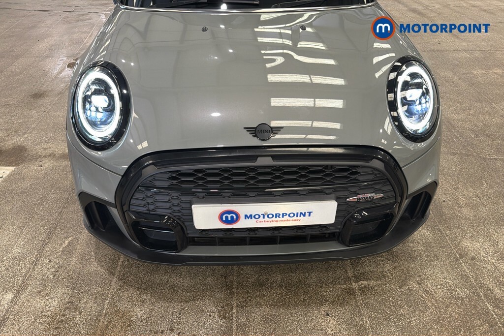 Mini Hatch 1.5 Cooper Sport Red #42
