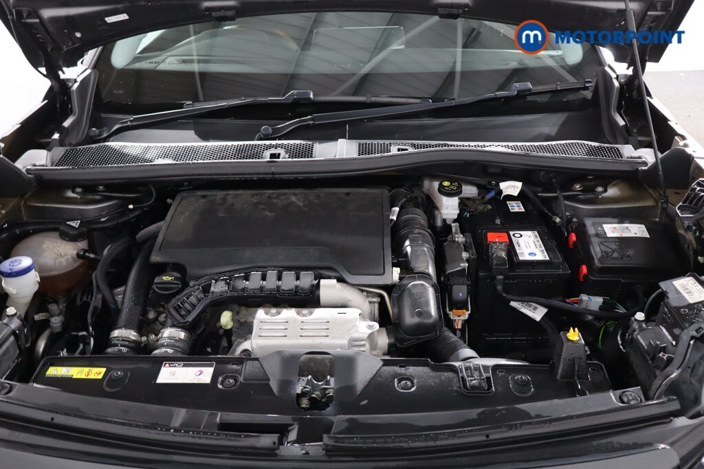 Peugeot 2008 Puretech Ss Active Premium Orange #40