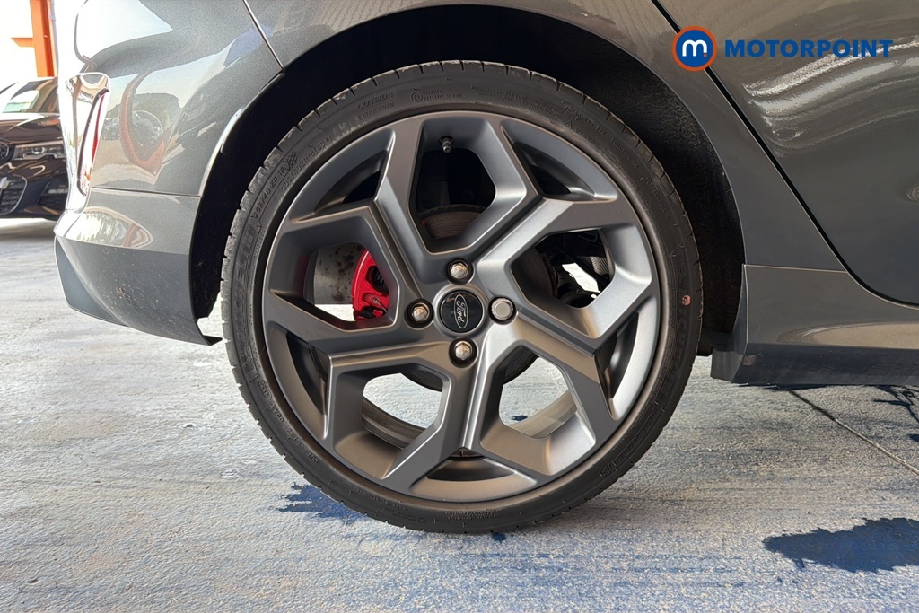 Ford Fiesta Active X White #39