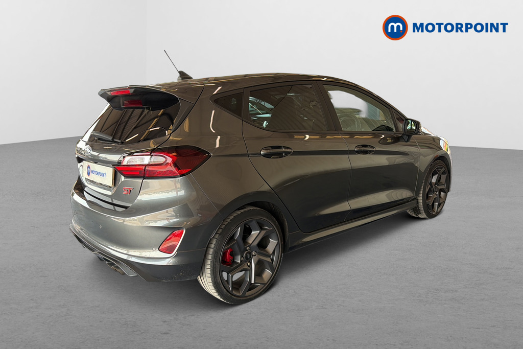 Ford Fiesta Active X White #5