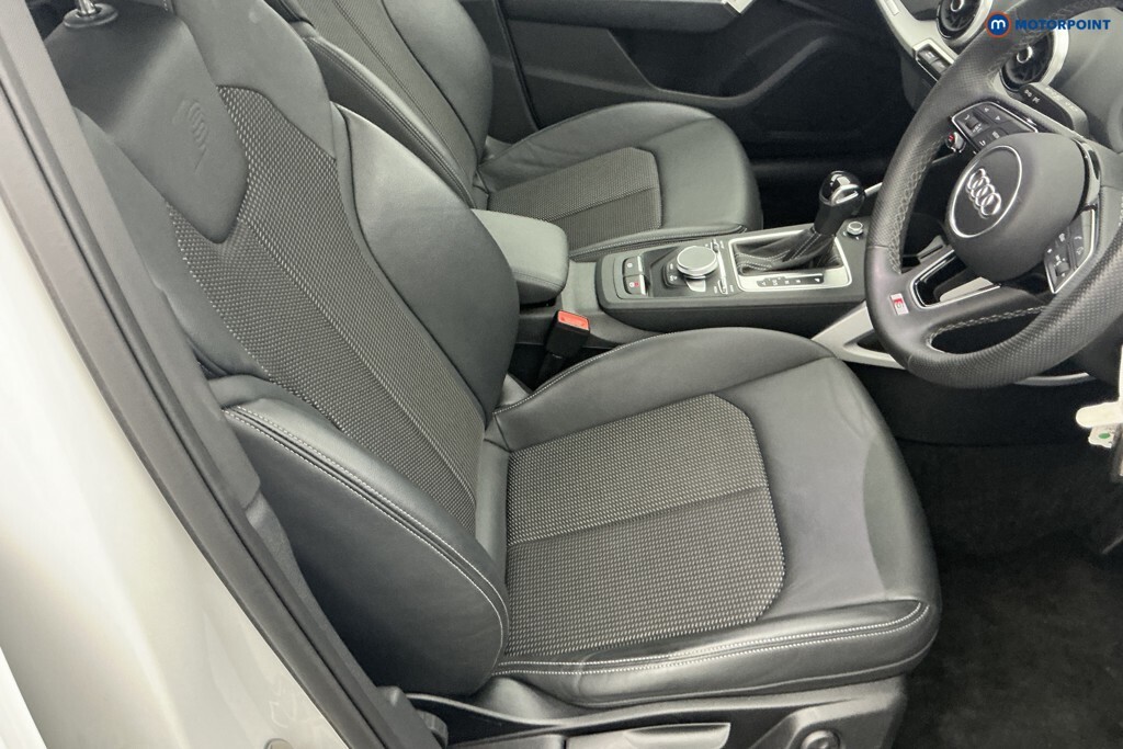 Audi Q2 1L S Line Grey #13
