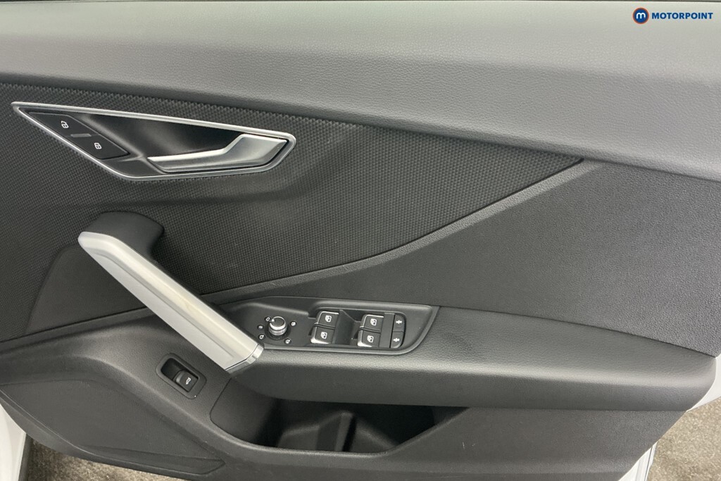 Audi Q2 1L S Line Grey #32