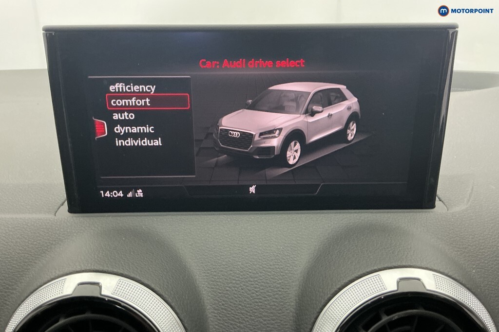Audi Q2 1L S Line Grey #10