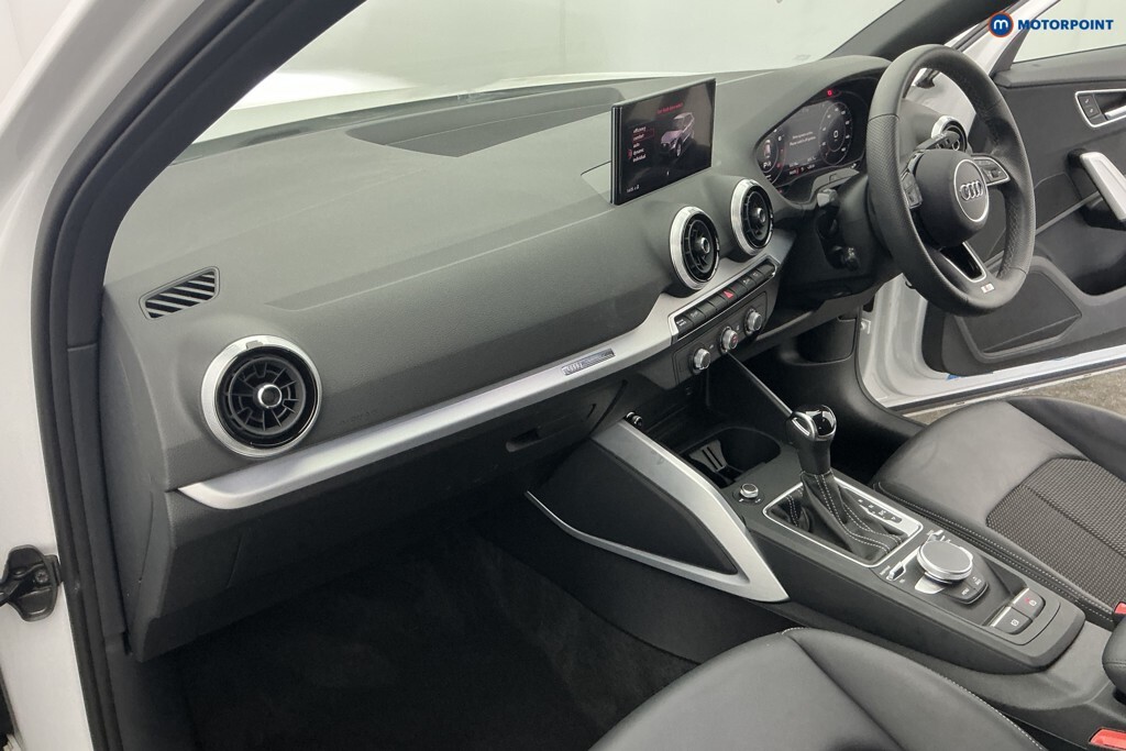 Audi Q2 1L S Line Grey #17
