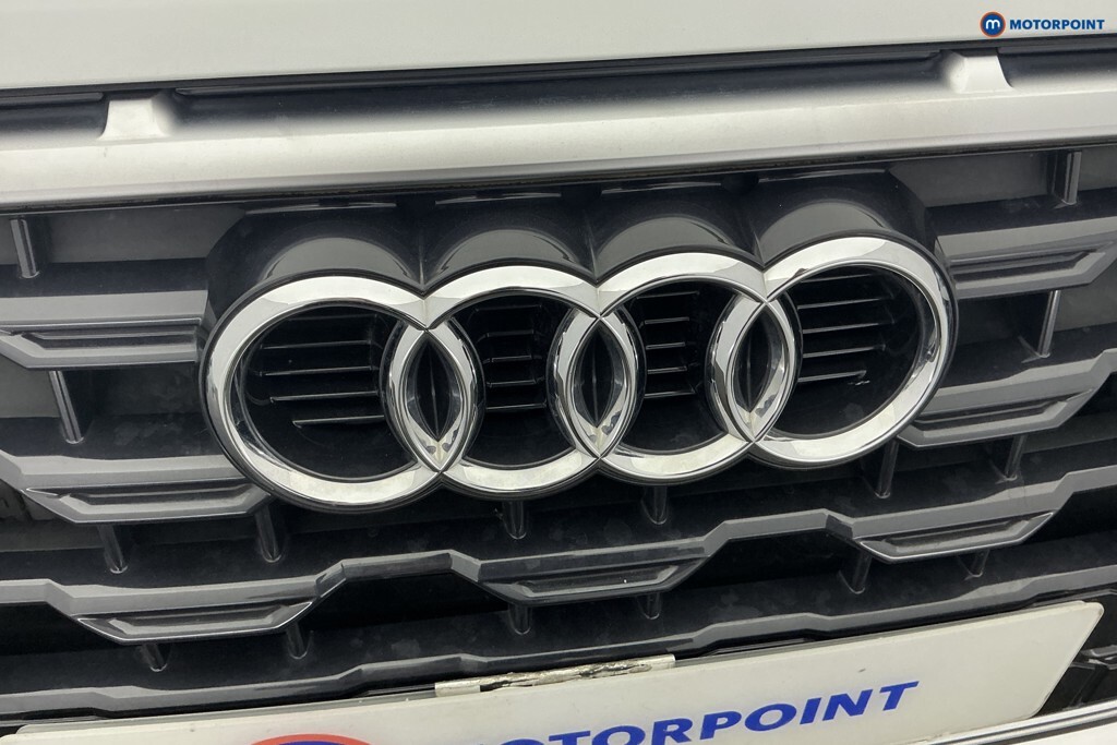 Audi Q2 1L S Line Grey #38