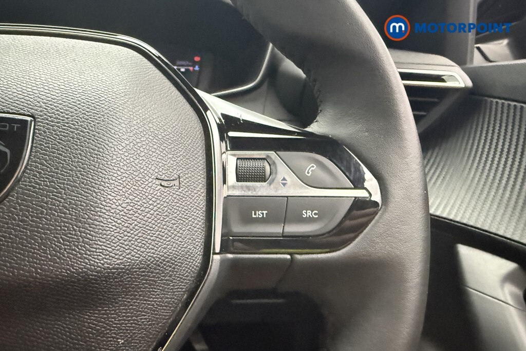 Peugeot 2008 1.2 Puretech Active Black #16