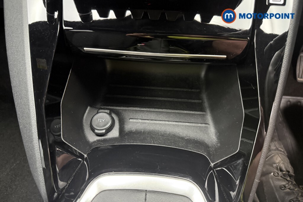 Peugeot 2008 1.2 Puretech Active Black #22