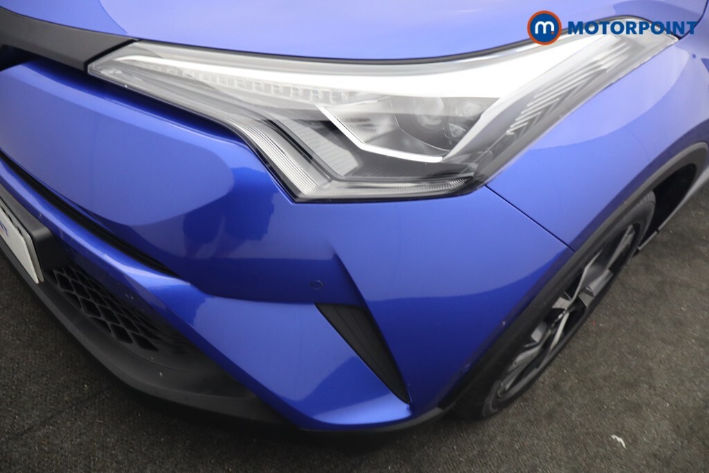 Toyota C-Hr Dynamic Blue #31