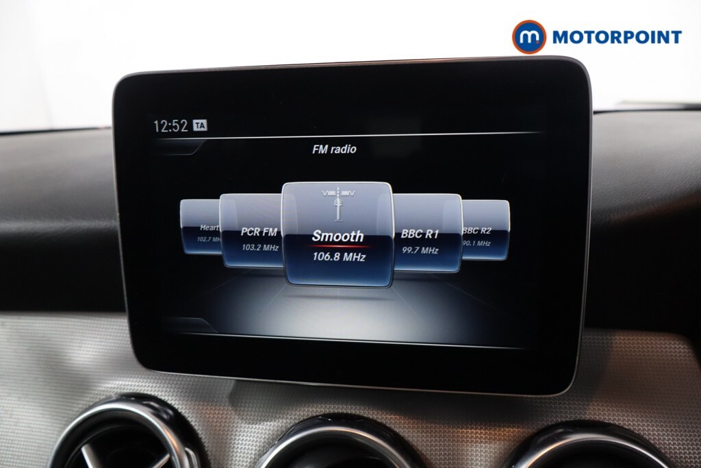 Mercedes-Benz GLA Class 2L Amg Line Grey #10