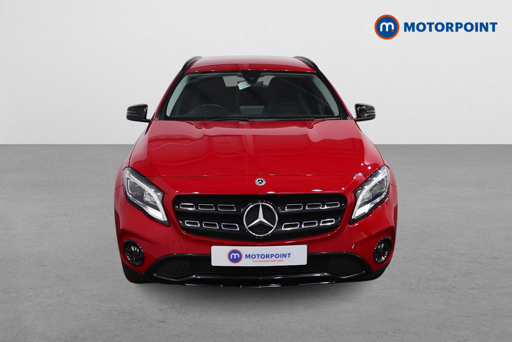 Mercedes-Benz GLA Class Gla 180 Urban Edition Red #2