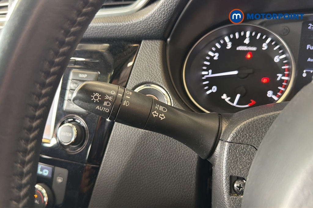 Nissan Qashqai Dig-t Tekna Black #13