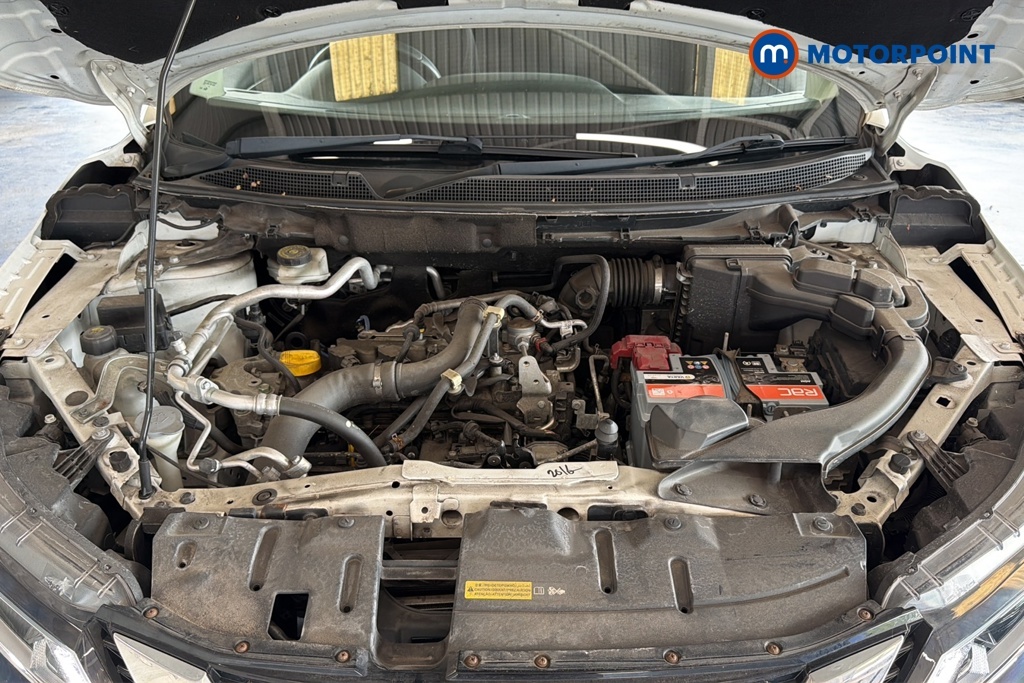 Nissan Qashqai Dig-t Tekna Black #40