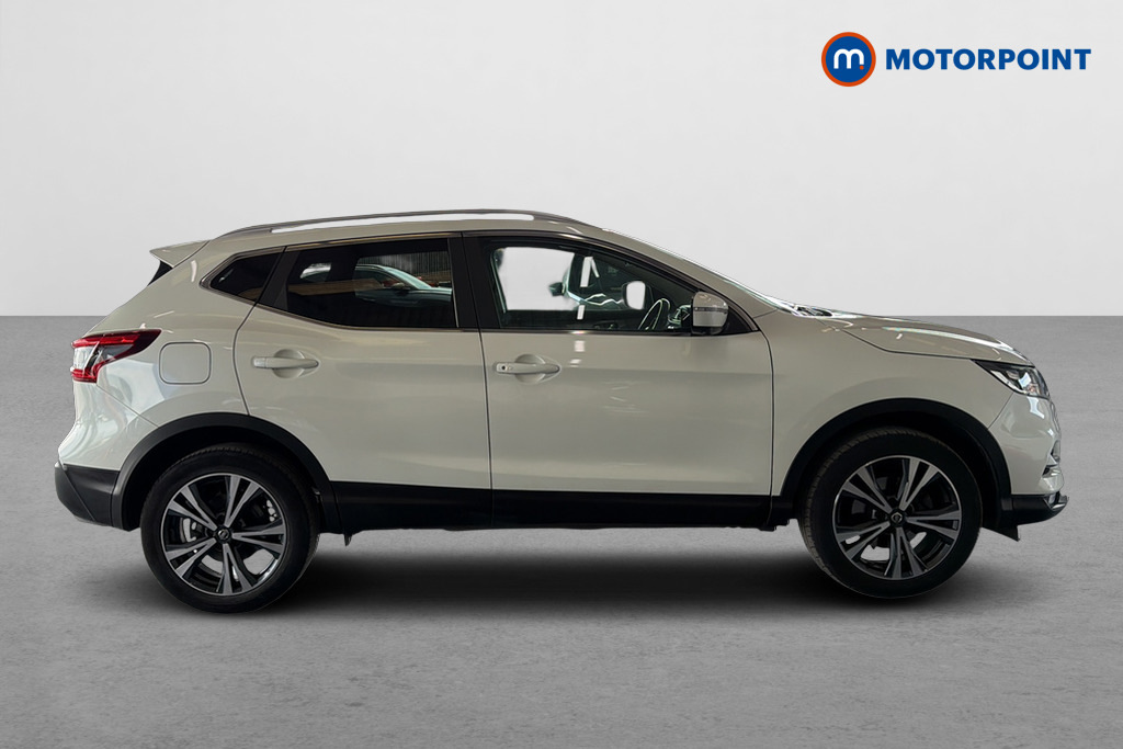 Nissan Qashqai Dig-t Tekna Black #4