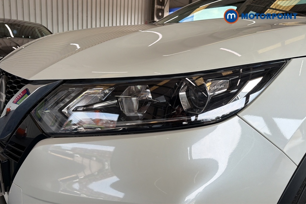 Nissan Qashqai Dig-t Tekna Black #34
