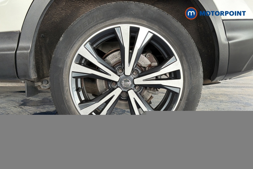 Nissan Qashqai Dig-t Tekna Black #37