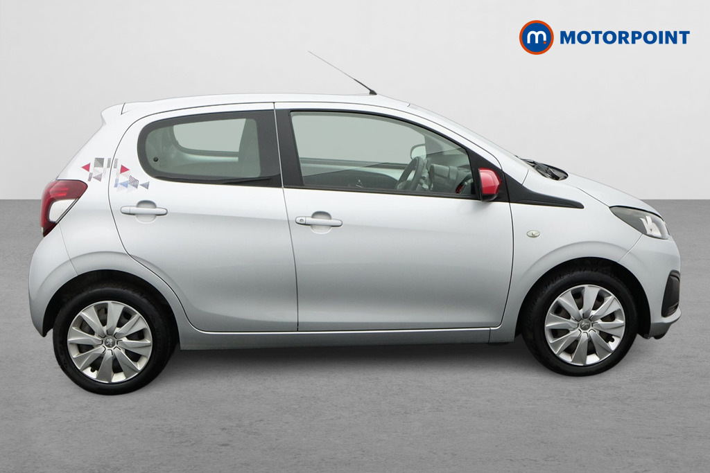 Peugeot 108 108 Active Red #8
