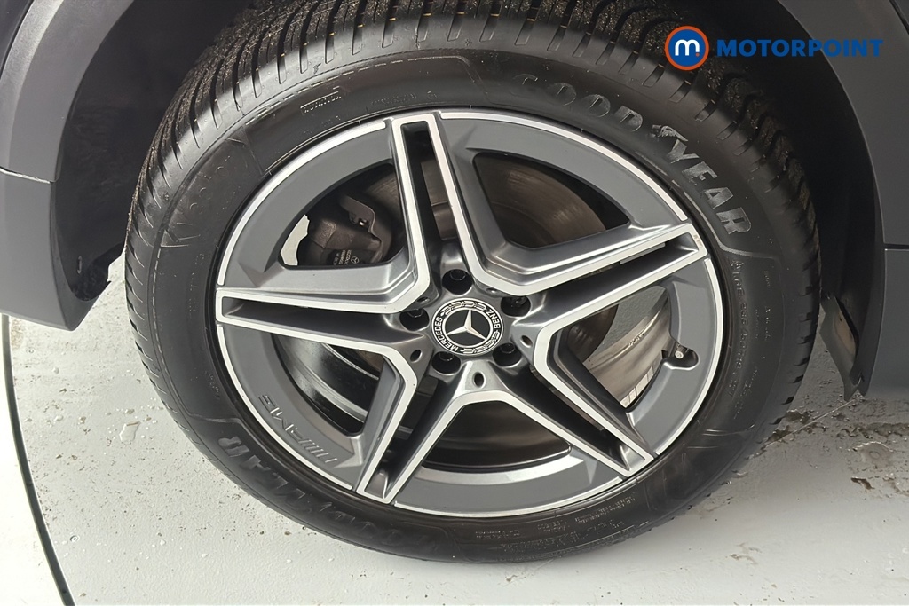 Mercedes-Benz GLB Class Glb 200 Amg Line Blue #43