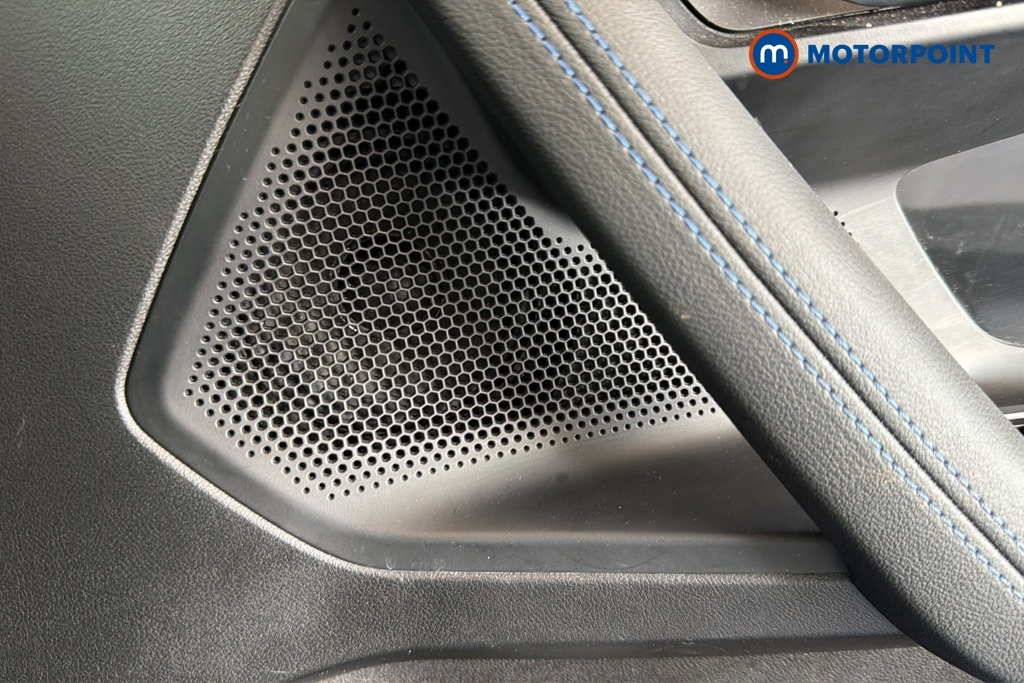 BMW 2 Series 220I M Sport Step White #25