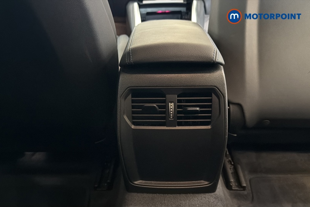 BMW 2 Series 220I M Sport Step White #31