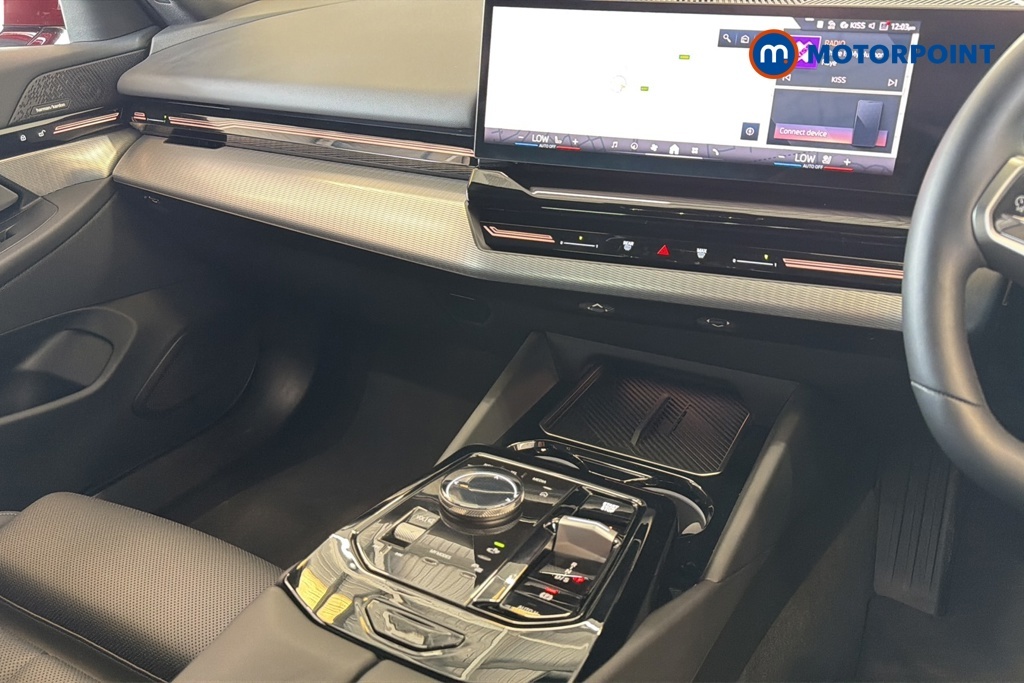 BMW 5 Series 4.8 550I V8 Se White #21