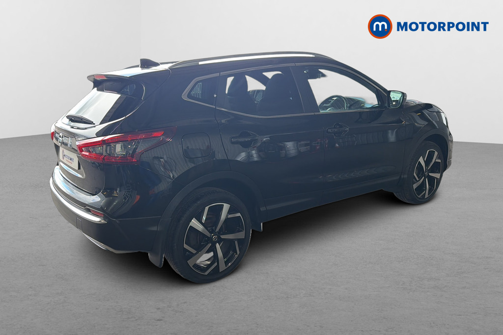 Nissan Qashqai 1.3 Dig-t Tekna-plus Black #4