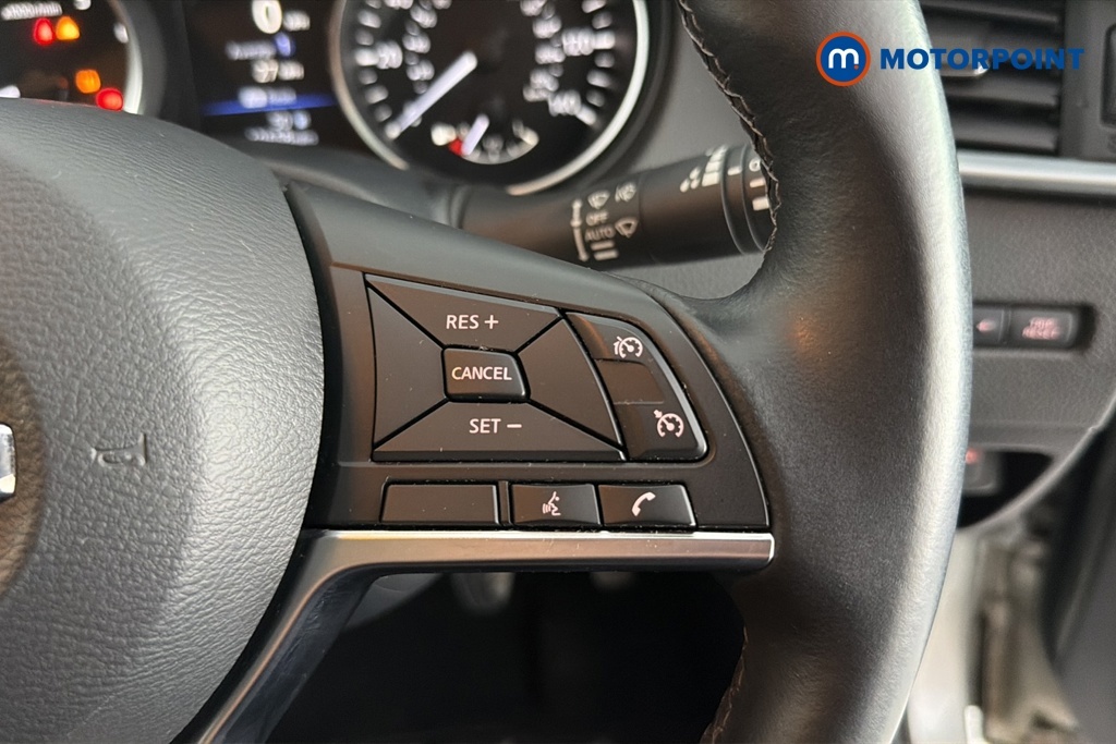Nissan Qashqai Dig-t Tekna Blue #11