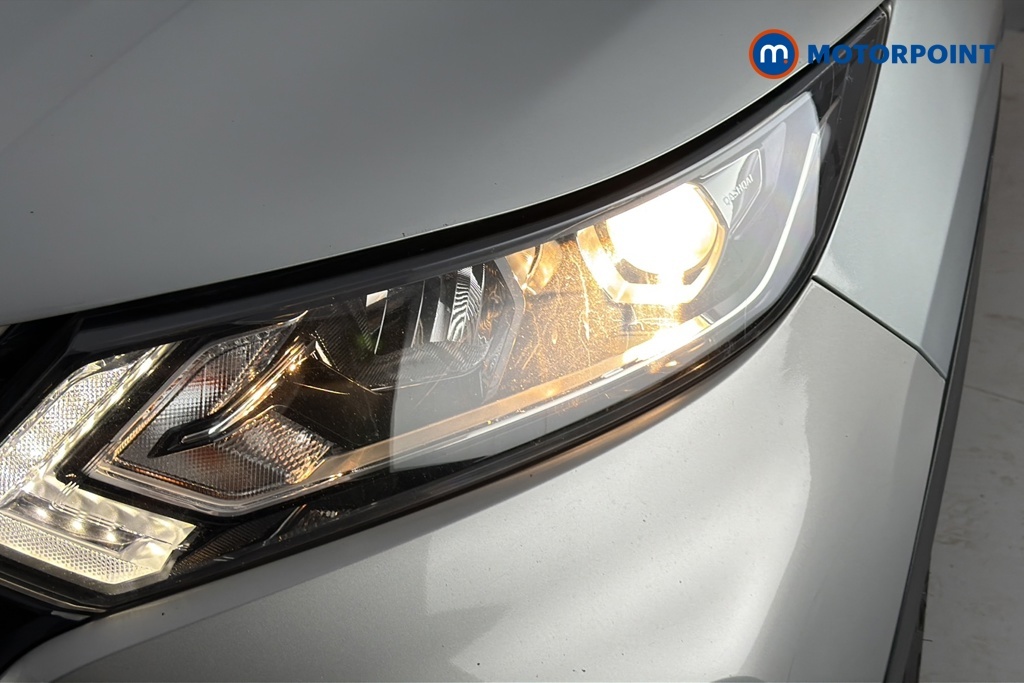 Nissan Qashqai Dig-t Tekna Blue #36