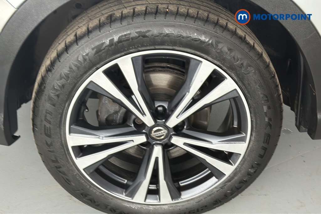 Nissan Qashqai Dig-t Tekna Blue #38