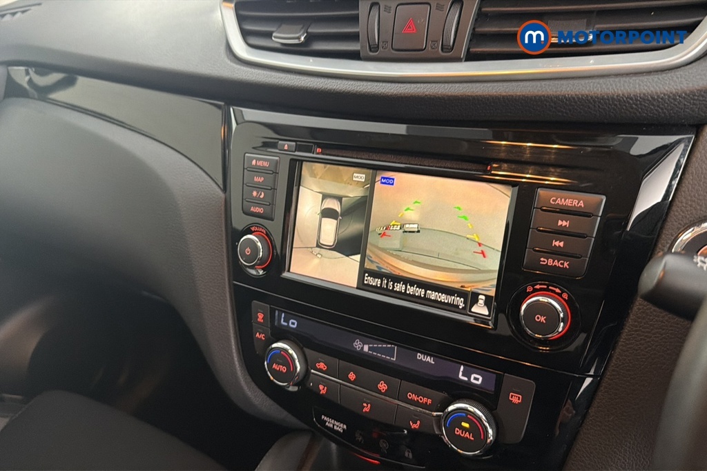 Nissan Qashqai Dig-t Tekna Blue #18