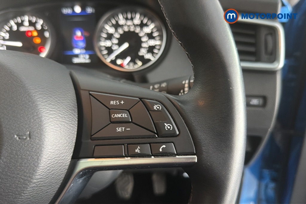 Nissan Qashqai 1.3 Dig-t 140Ps Acenta  #11