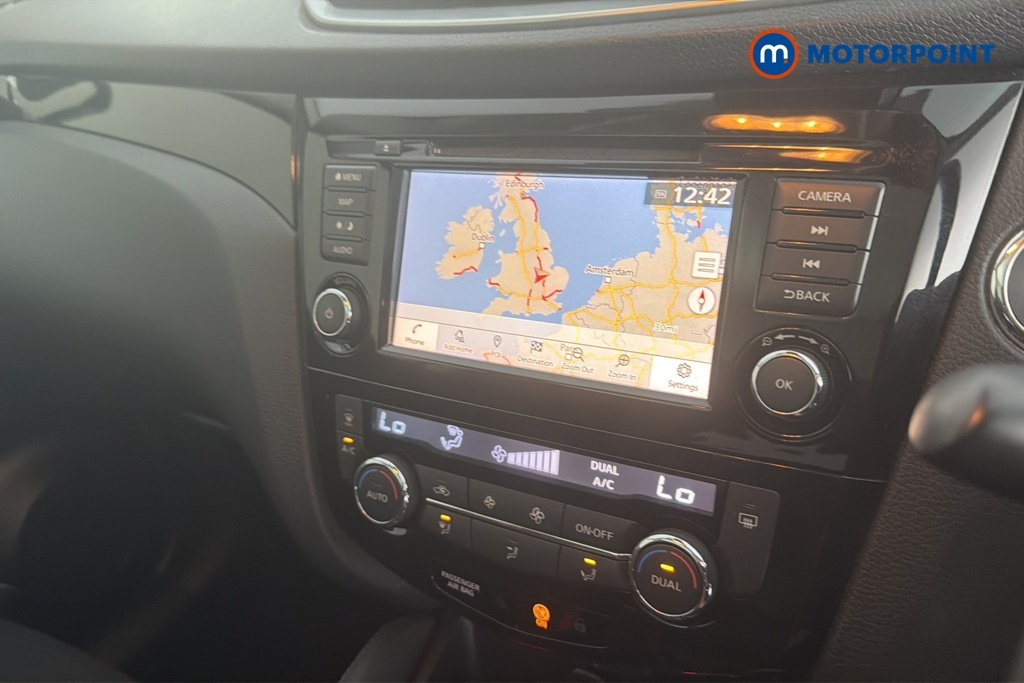 Nissan Qashqai 1.3 Dig-t 140Ps Acenta  #17