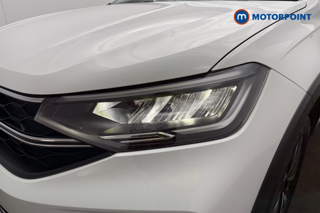Volkswagen Taigo R-line White #27