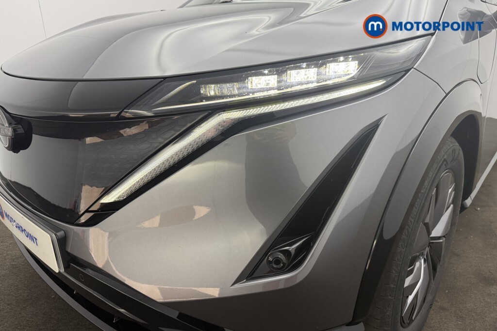 Nissan Ariya Suv DS24HSK Black #30