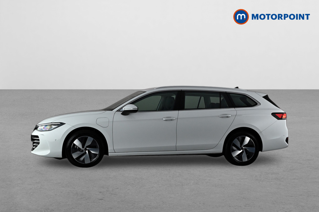 Volkswagen Passat 1.5 Tsi Ehybrid Life Dsg White #4