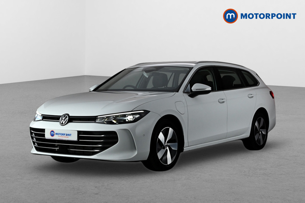 Volkswagen Passat 1.5 Tsi Ehybrid Life Dsg White #3