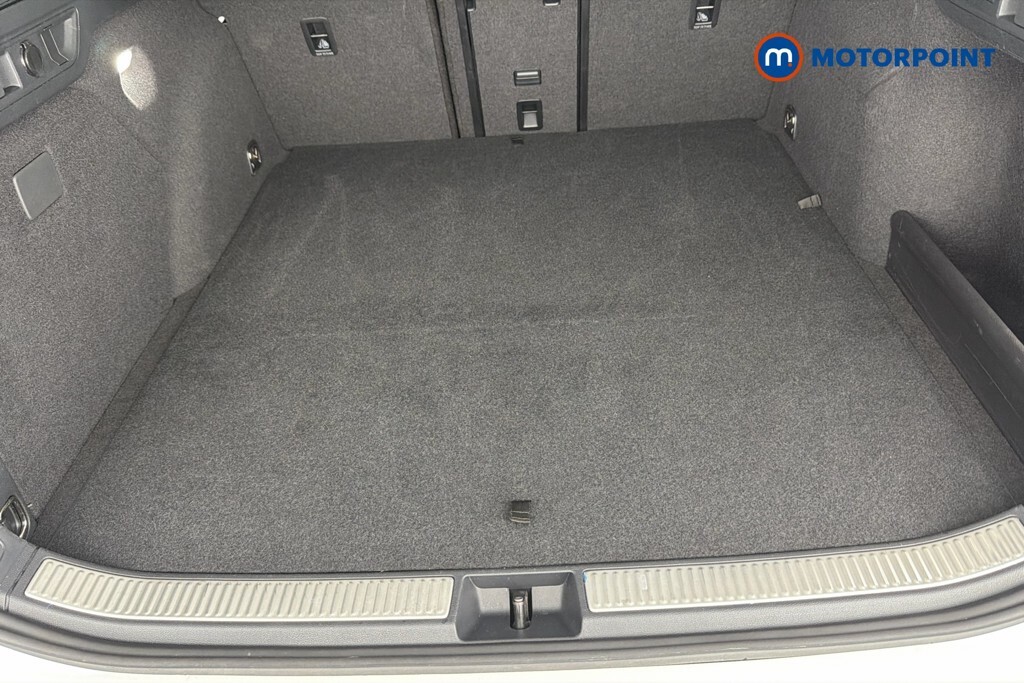 Volkswagen Passat 1.5 Tsi Ehybrid Life Dsg Info Pack, Driver P Black #35