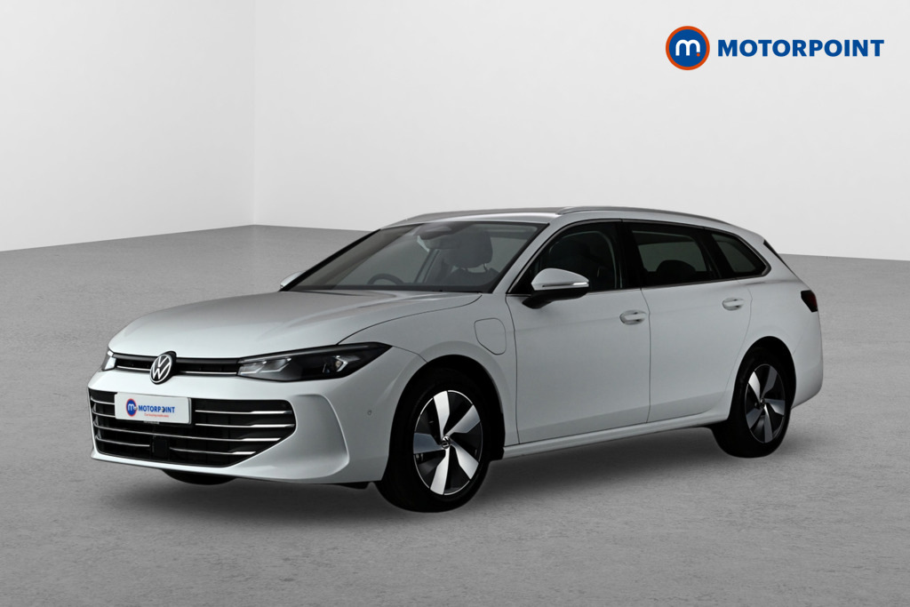 Volkswagen Passat 1.5 Tsi Ehybrid Life Dsg White #3