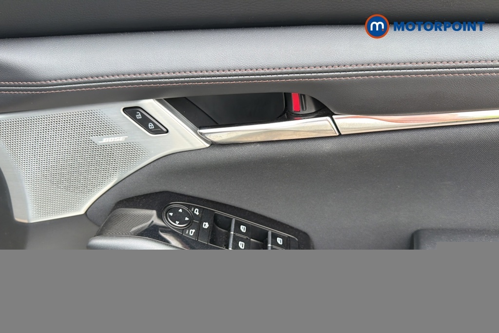Mazda 3 2.0 E-skyactiv X Mhev 186 Homura Sunroof Red #24