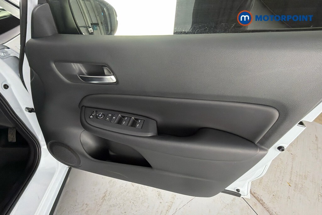 Honda Jazz 1.5 I-mmd Hybrid Elegance Ecvt Black #25