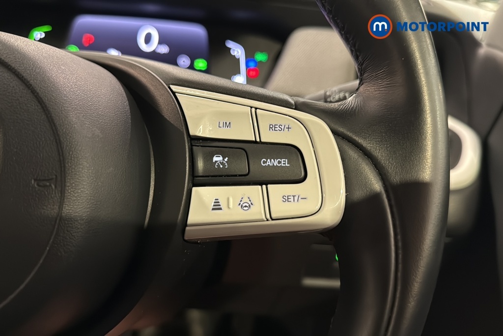 Honda Jazz 1.5 I-mmd Hybrid Sr Ecvt White #11