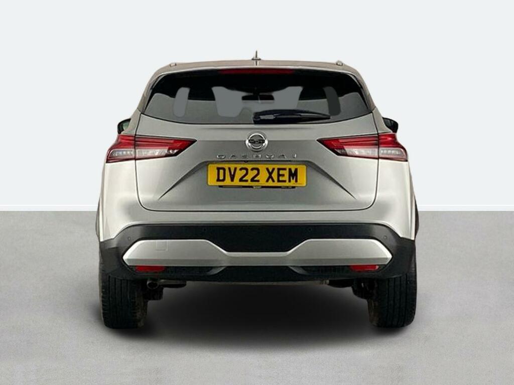 Nissan Qashqai 1.3 Dig-t Mh 158 Tekna DV22XEM Silver #4