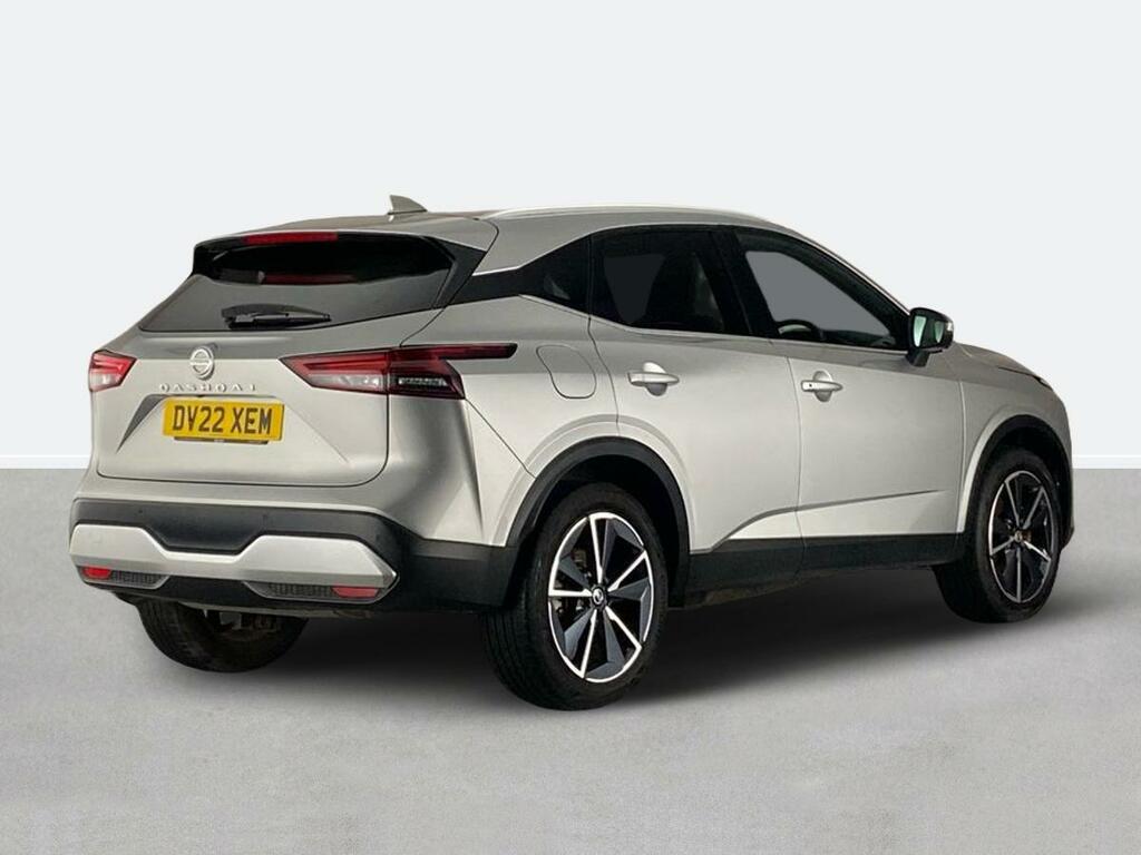 Nissan Qashqai 1.3 Dig-t Mh 158 Tekna DV22XEM Silver #3