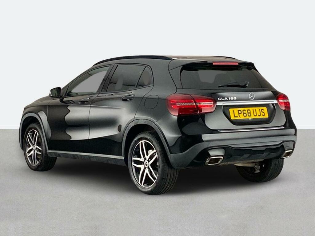 Mercedes-Benz GLA Class Gla 180 Urban Edition LP68UJS Black #5